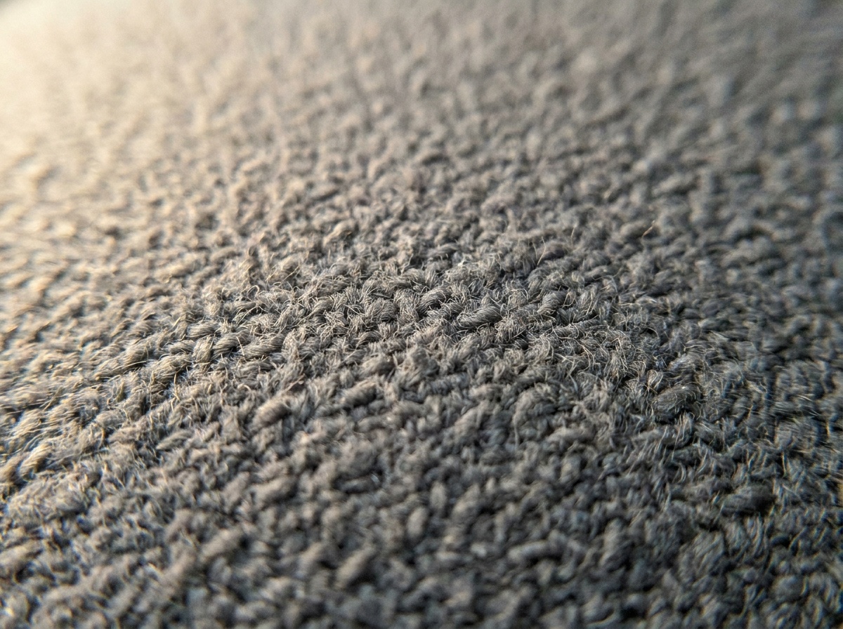 Macro close-up of Wool Crepe, Crepe weave (high-twist yarn, plain or crepe construction)